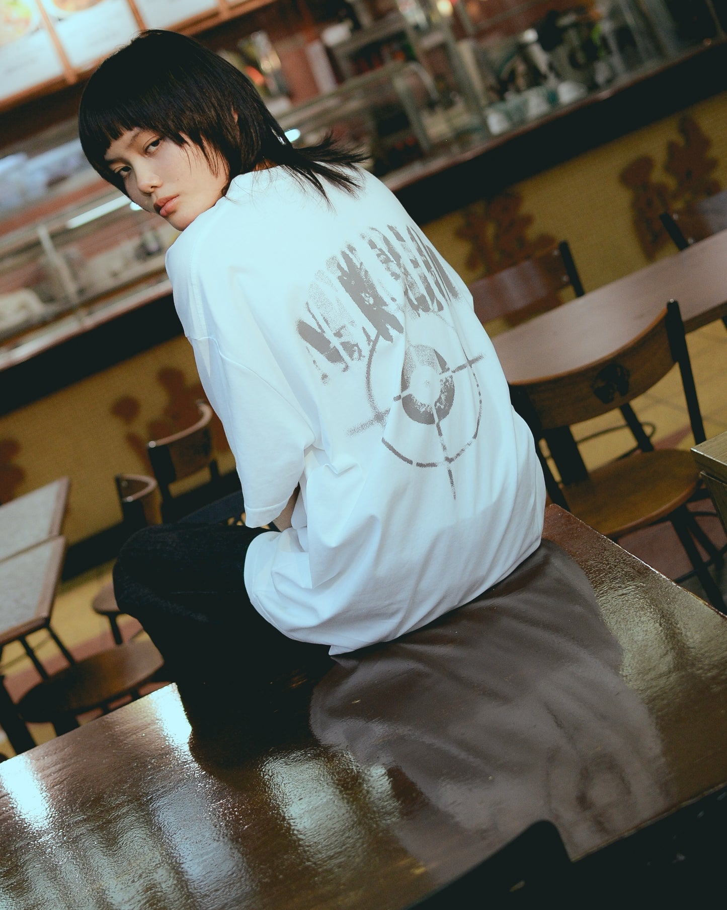 ghost tee wht/grey