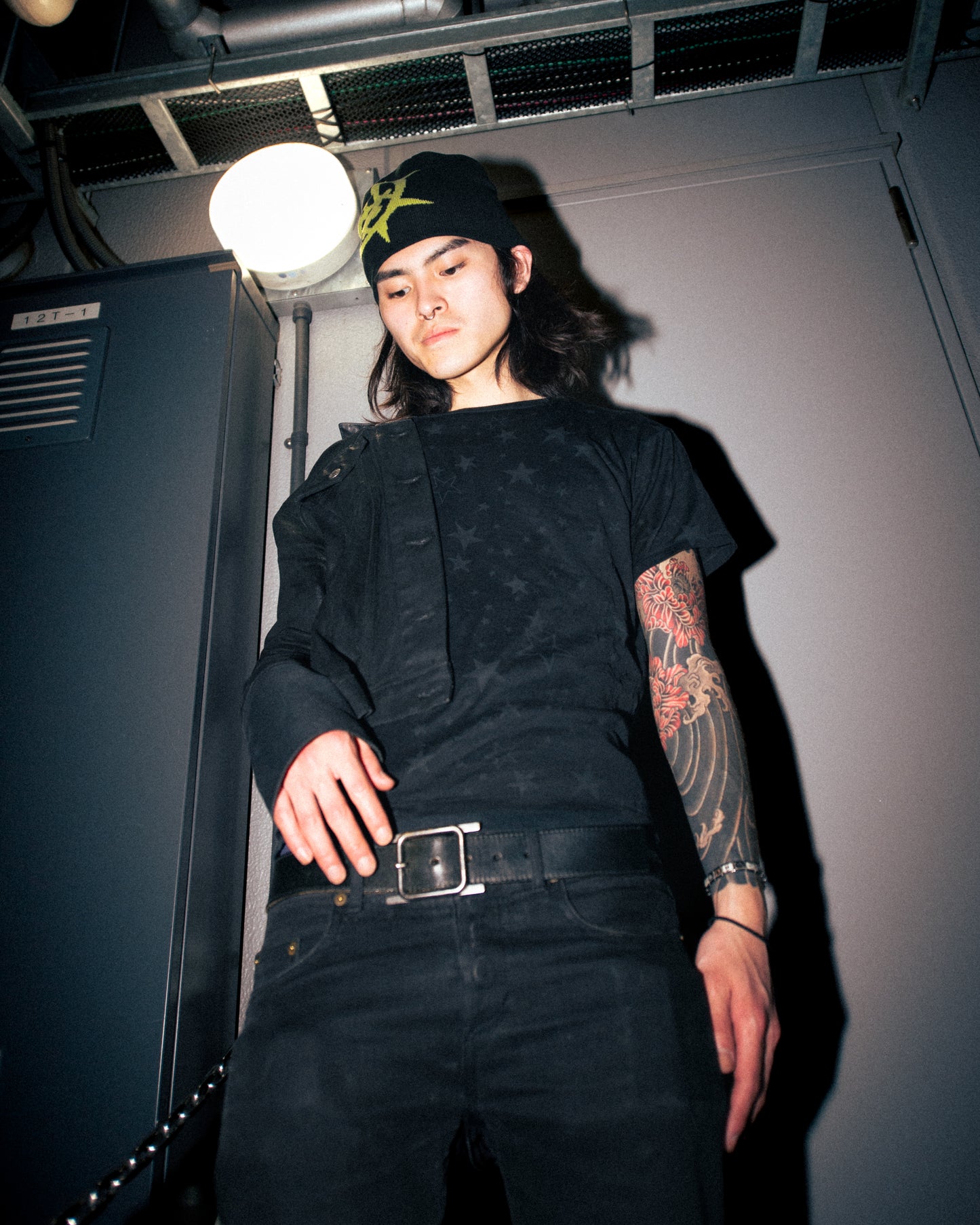 black/green spike heart beanie